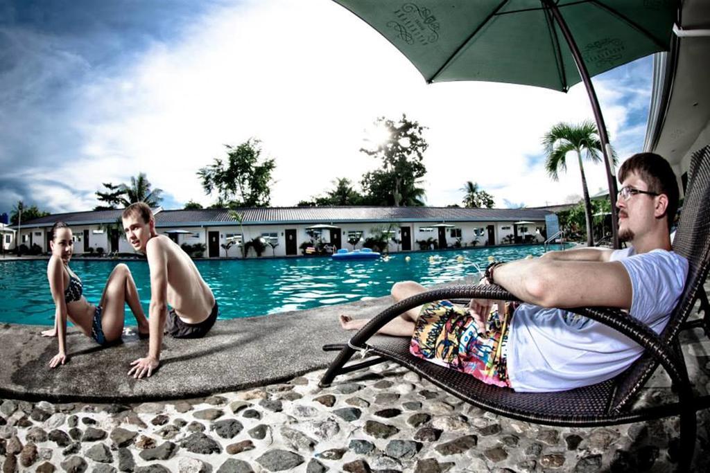 Natures Garden Park Resort And Spa มักตัน ภายนอก รูปภาพ