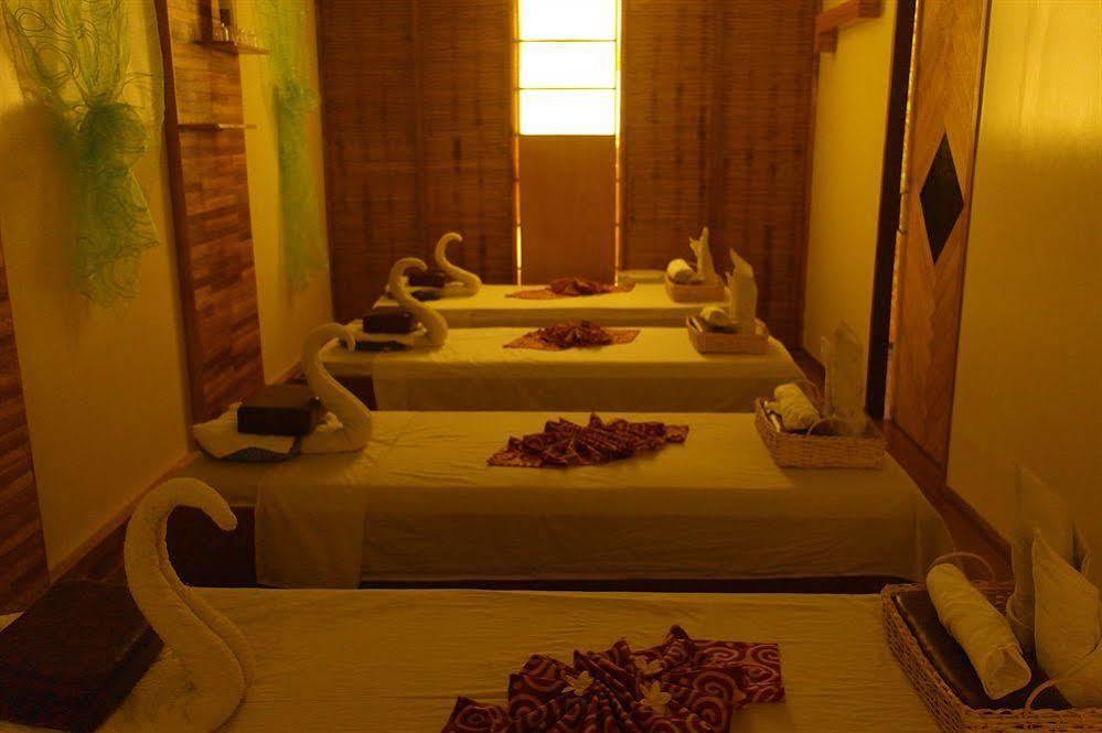 Natures Garden Park Resort And Spa มักตัน ภายนอก รูปภาพ